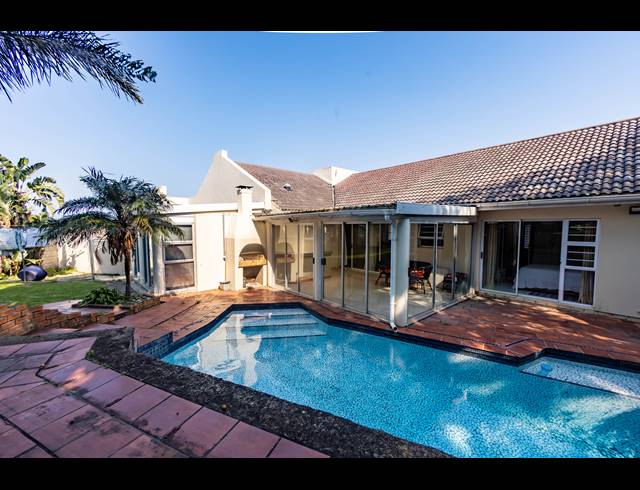 4 BEDROOM FREESTANDING FOR SALE IN BEACON BAY